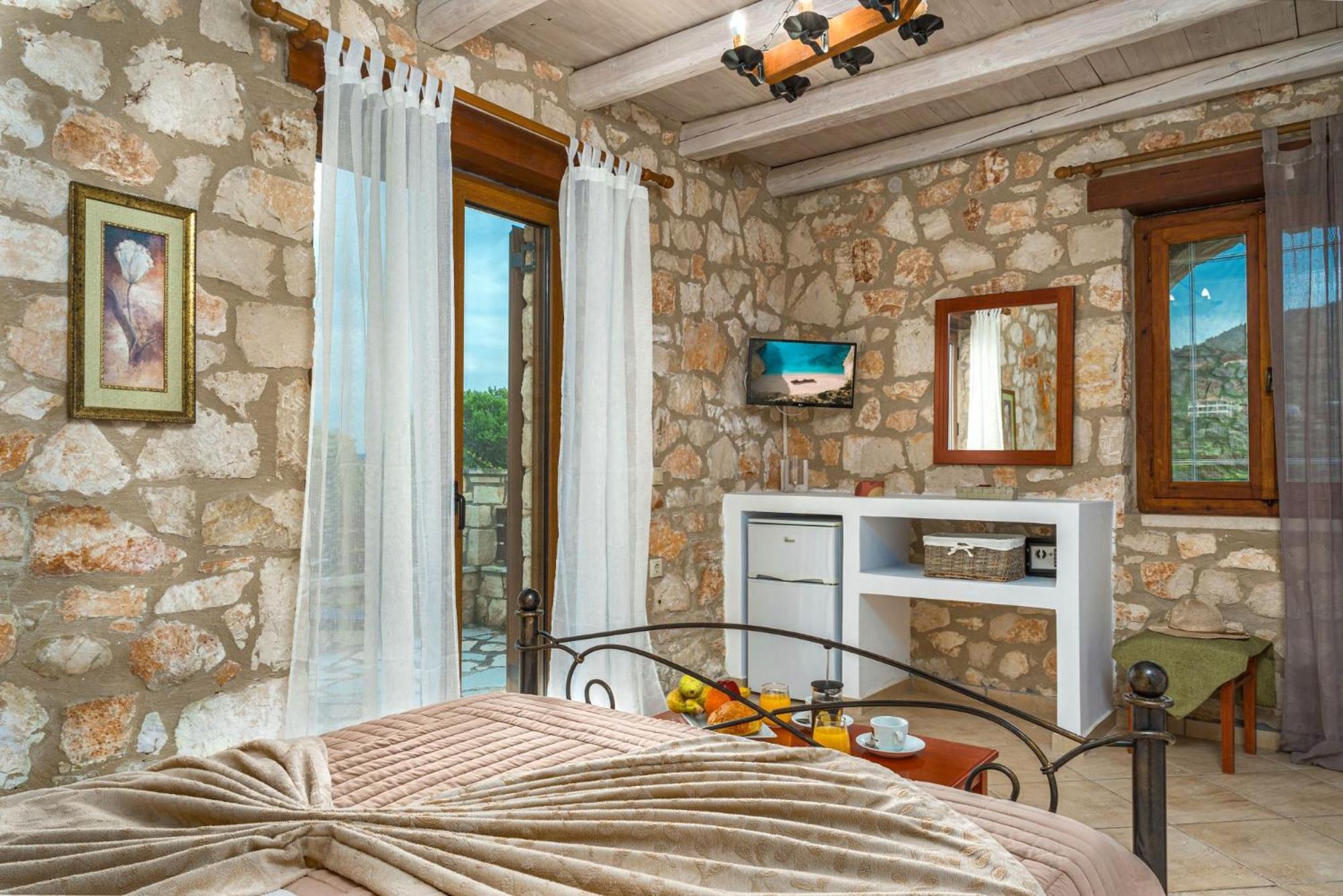 Potamitis Windmills & Apartments Koríthion 외부 사진